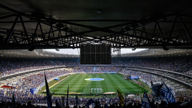 No Mineirão, o palco do imponderável, tudo pode acontecer: virada do Cruzeiro ou goleada do Atlético-MG No Mineirão, o palco do imponderável, tudo pode acontecer: virada do Cruzeiro ou goleada do Galo