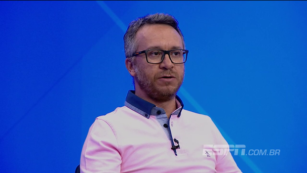 Mauricio: 'Como que, após 2 anos de estudo, sabendo a complexidade de implantar o sistema, não se sabia que era impossível?' Mauricio: 'Como que, após 2 anos de estudo, sabendo a complexidade de implantar o sistema, não se sabia que era impossível?'