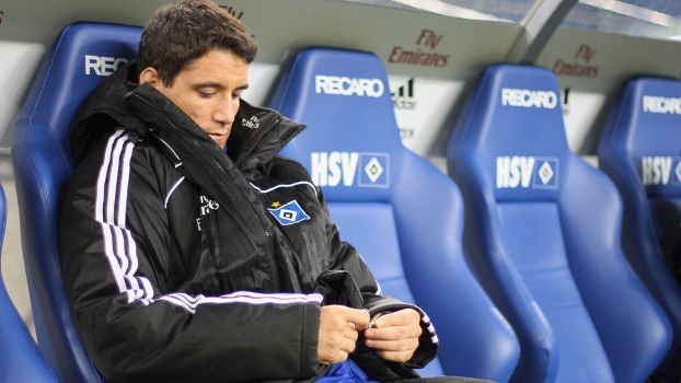 Thiago Neves aciona Fifa para deixar time árabe e assinar com Cruzeiro