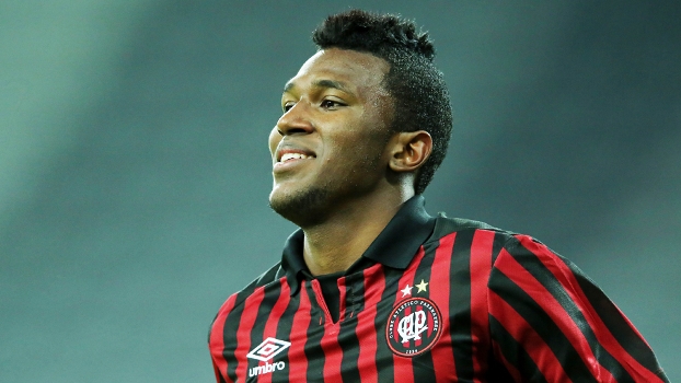 Atlético aguarda eleição para definir empréstimo de Coutinho ao Cruzeiro