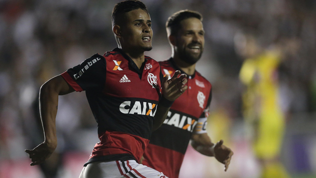 Flamengo e Grêmio travam confronto direto no Campeonato Brasileiro