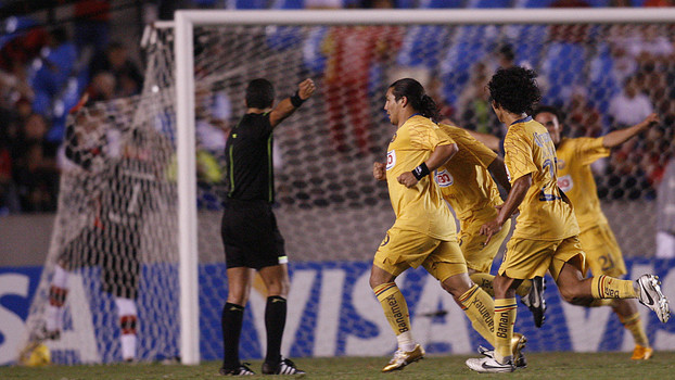 Caba&ntilde;as foi o carrasco e eliminou o Flamengo em pleno Maracan&atilde; em 2008